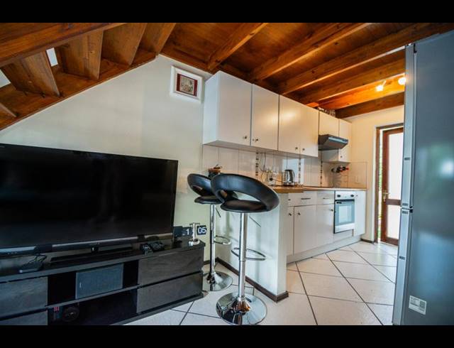 2 BEDROOM APARTMENT FOR SALE IN JUKSKEI PARK